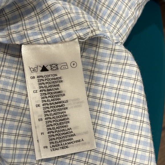 H&M fitted plaid button down top women’s - Picture 5 of 5